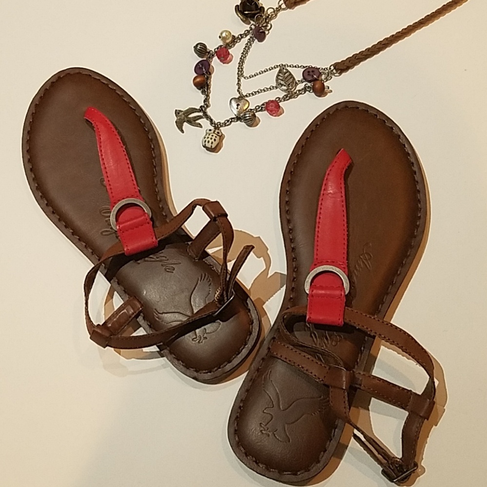 AEO Dark Pink Leather Thong Sandals